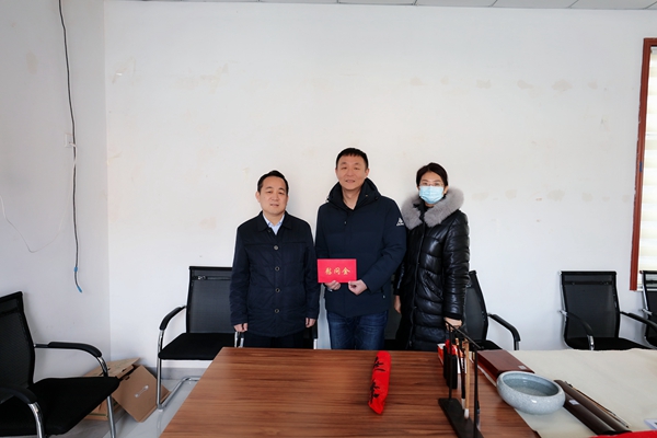 山東三箭集團(tuán)多層次、多角度、多形式開展新春慰問送關(guān)懷活動(dòng)